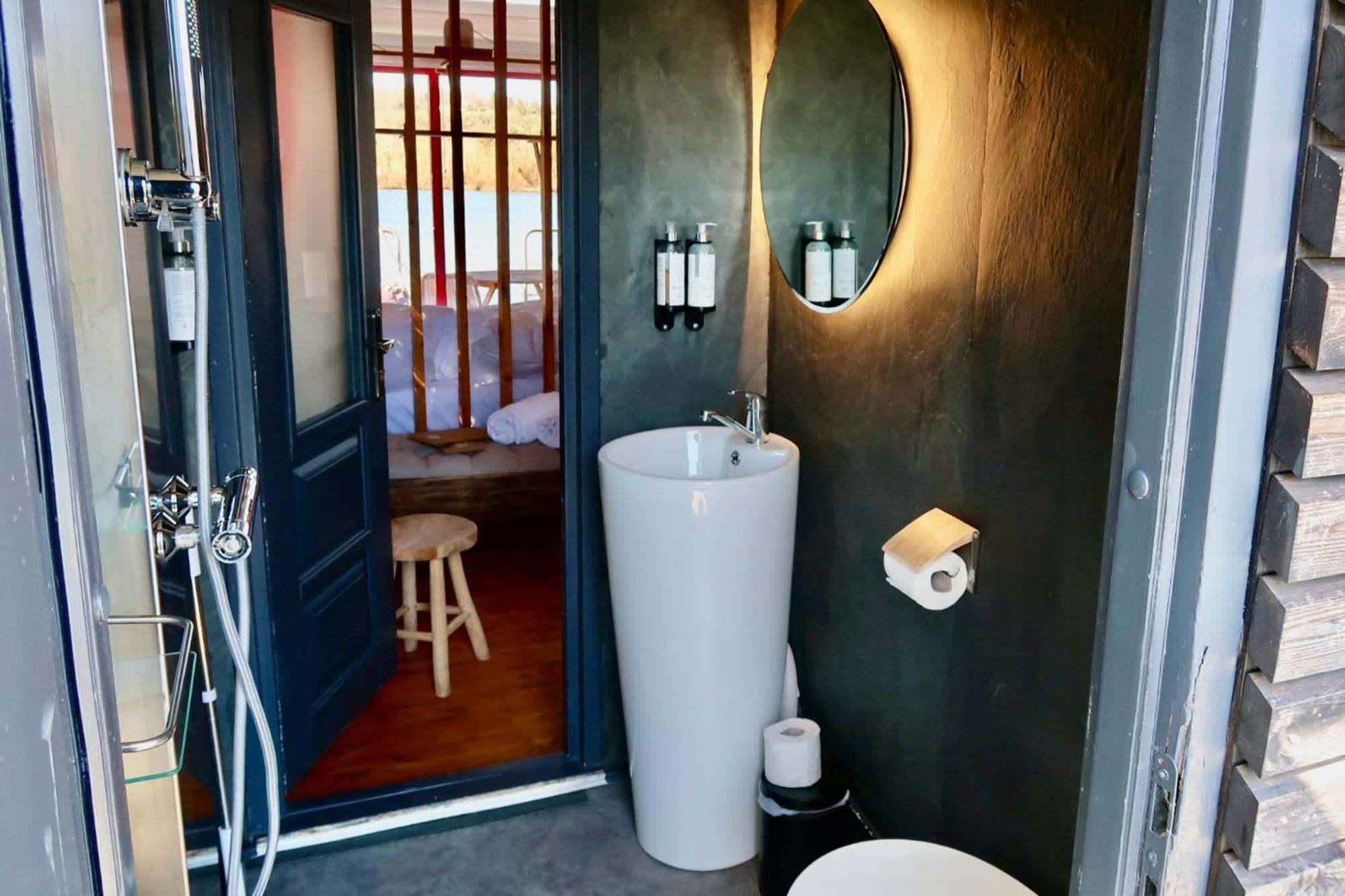 L'Escale Royale Saint-Martin-La-Garenne Port Ilon - Seine - Giverny Dış mekan fotoğraf