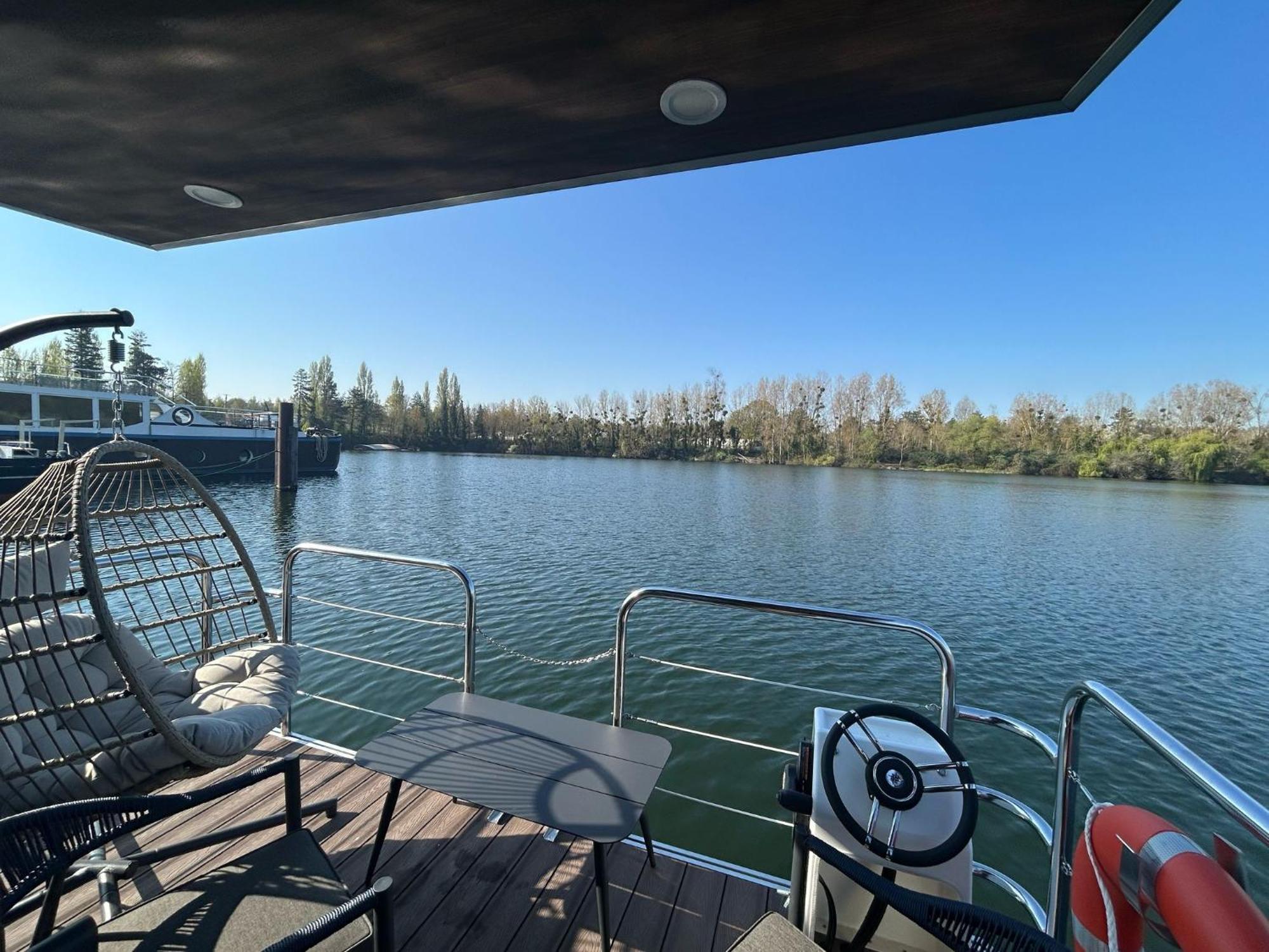 L'Escale Royale Saint-Martin-La-Garenne Port Ilon - Seine - Giverny Dış mekan fotoğraf